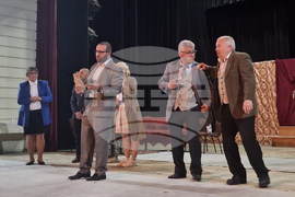 Исперих - любителски театър - спектакъл