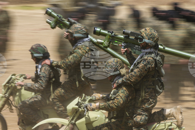 Израел каза, че "Хизбула" е изстреляла ракети по негови сили в Южен Ливан