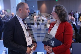 "Уестингхаус" - симпозиум