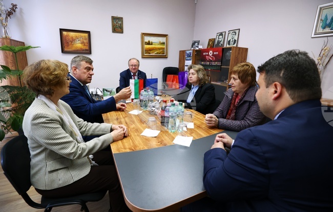 БАН - „Мирен атом-зелена планета“ - инициатива