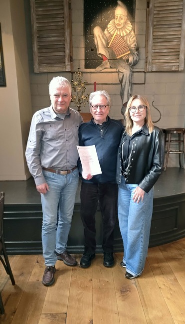 Етнофотографът Мартин Кьониг получи благодарствено писмо от Българския културен център в Сиатъл за осъществяването на танцови семинари