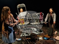 „Три за щастие“, авторски спектакъл на Ана Батева, е първата премиера на новата сцена „Спам“, снимка – Даниел Димитров/БТА