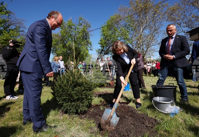 Науката може да предотврати аварии, каза Наталия Киселова и пожела ренесанс на българската ядрена наука