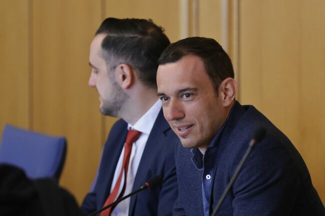 Вие не сте свободни хора, каза кметът Васил Терзиев на групата на ГЕРБ в СОС след отстраняването на Стоян Братоев като изпълнителен директор на „Метрополитен“ ЕАД