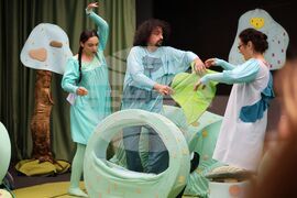 Бургас - „Зайченцето бяло" - куклен театър - премиера