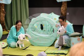 Бургас - „Зайченцето бяло" - куклен театър - премиера