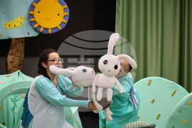 Бургас - „Зайченцето бяло" - куклен театър - премиера