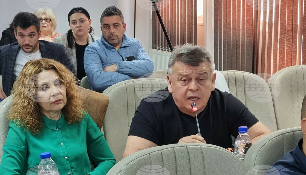 Родители настояват с подписка за взимане на незабавни мерки за безопасността по ул. „Кръстьо Бързаков“ във Враца