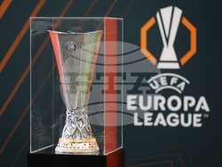 Футбол - трофеи - представяне