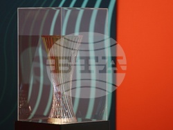 Футбол - трофеи - представяне