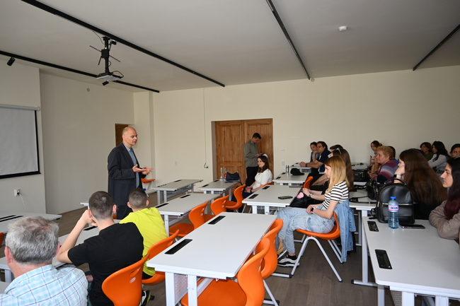 ЛТУ посрещна ученици от професионални гимназии от цялата страна в рамките на Националното състезание „Млади таланти в интериорния дизайн“