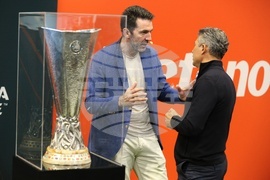 Футбол - трофеи - представяне