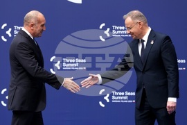 Полша - Варшава - Румен Радев - Среща на върха на инициативата „Три морета“