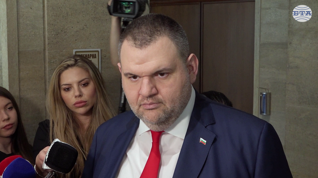 Правителството прави добри неща за хората и най-важно сега е как ще се справи с последиците от наводненията в Монтанско, каза Делян Пеевски