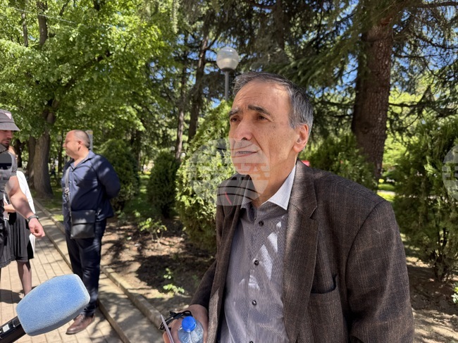 Регламентът, предложен от ЕК, ще унищожи без причина бранша на розопроизводството, смята проф. Иван Бъчваров от Софийския университет