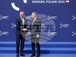 Полша - Варшава - Среща на върха на инициативата „Три морета“