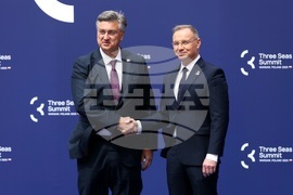 Полша - Варшава - Среща на върха на инициативата „Три морета“