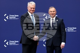 Полша - Варшава - Среща на върха на инициативата „Три морета“