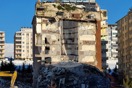 Турция - Бесни - Адъяман - земетресение