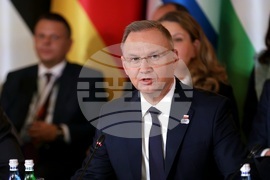 Полша - Варшава - Среща на върха на инициативата „Три морета“ - Пленарни разговори