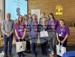 Ученици от София и Враца са на първите места в Националното състезание "Млади таланти в интериорния дизайн". Снимка: МОН