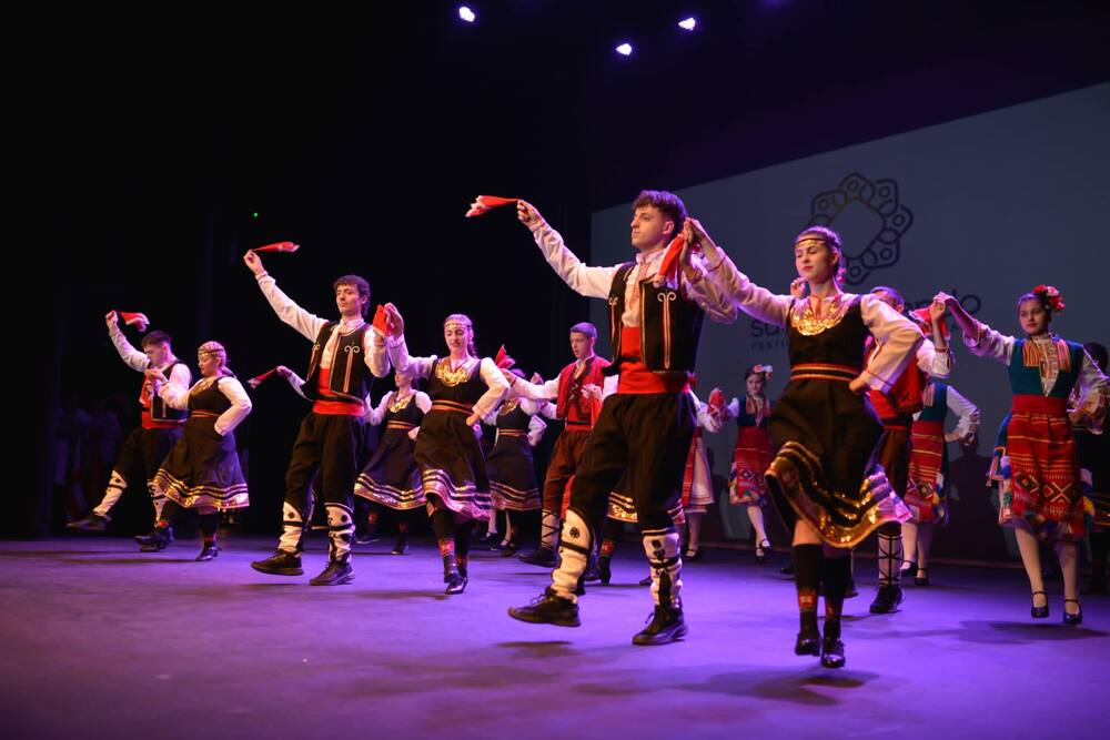 Асоциацията на българите в Навара „Орфей БГ“ отправи поздрав по повод Международния ден на танца