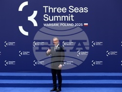 Полша - Варшава - Среща на върха на инициативата „Три морета“
