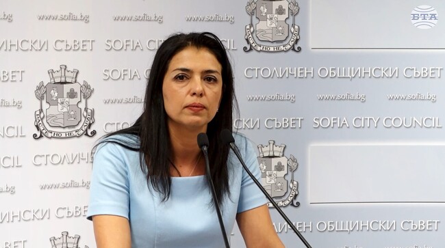 Позволихме някой да се подиграе със символа на метрото и всички нас трябва да ни е срам от това, което се случи, заяви общинският съветник Ваня Григорова