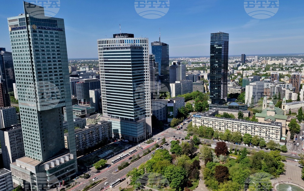 Полша - Варшава - изглед над града