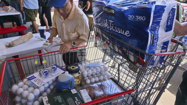 Потребителското доверие в САЩ през януари расте повече от очакваното