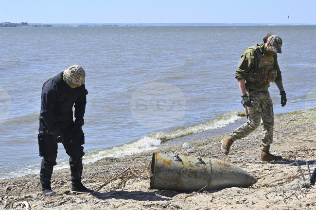 Одеска област бе подложена на поредна масирана атака с дронове и ракети през нощта, съобщи областният управител 