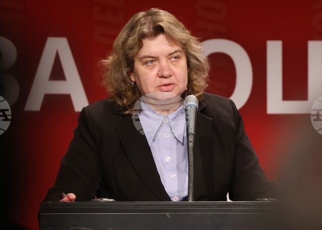 Bulgaria Must Have Stable Government that Defends National Interest, Says National Assembly Chair