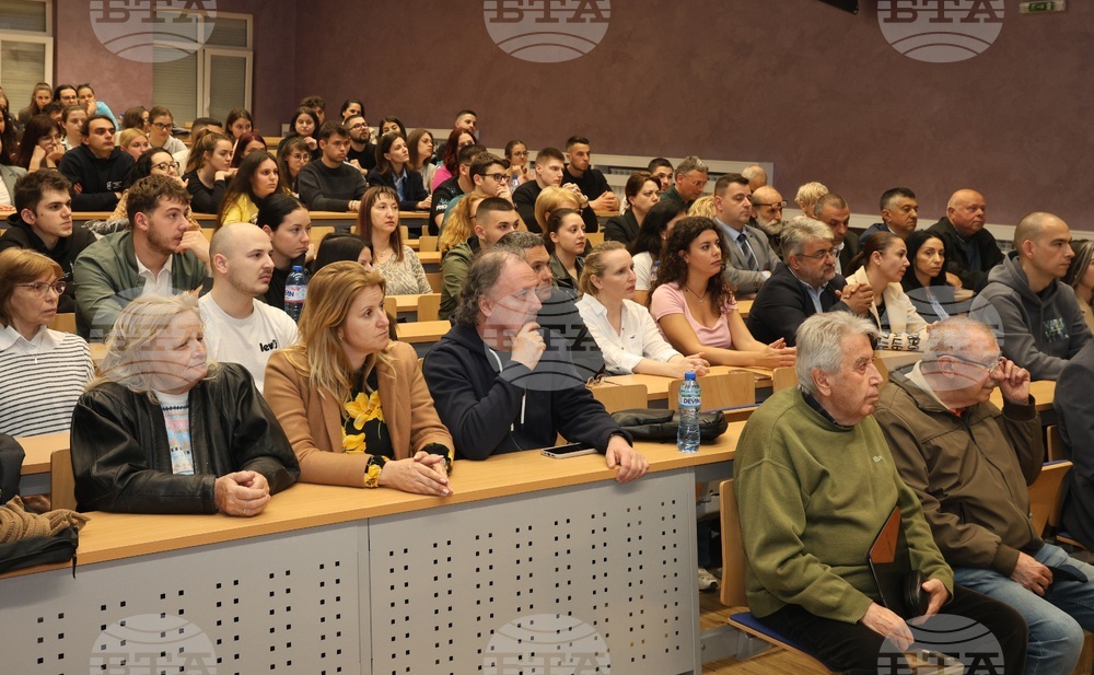 Варна - Медицински университет - премиерна прожекция „Кой е проф.Чирков?”