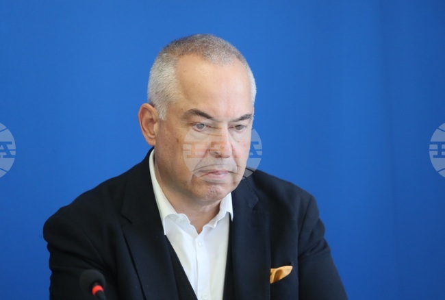 Водещият на предаването на БНТ "Панорама" Бойко Василев подкрепи новата инициатива на БТА "Българските места"