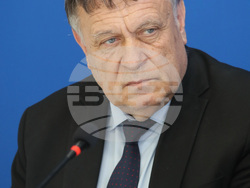 Сърбия - Белград - Българско консулство - Любен Каравелов - паметна плоча