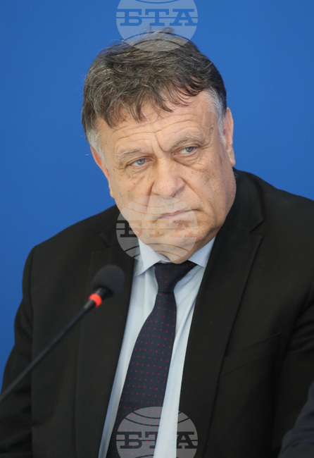 Ректорът на Софийския университет: Присъствието на Любен Каравелов в Белград не е безметежно, но допринася за превръщането му в централна фигура на българската емиграция 