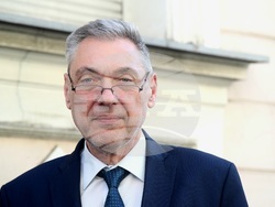 Сърбия - Белград - Българско консулство - Любен Каравелов - паметна плоча