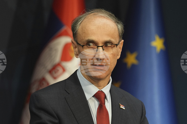 Част от сръбските граждани, пребиваващи в Израел, са евакуирани; сформиран е кризисен щаб