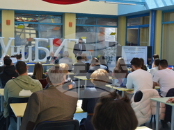 Публична лекция на тема "История и национална сигурност на ОАЕ“ се проведе в УниБИТ