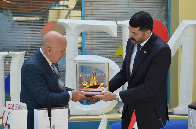 Публична лекция на тема "История и национална сигурност на ОАЕ“ се проведе в УниБИТ