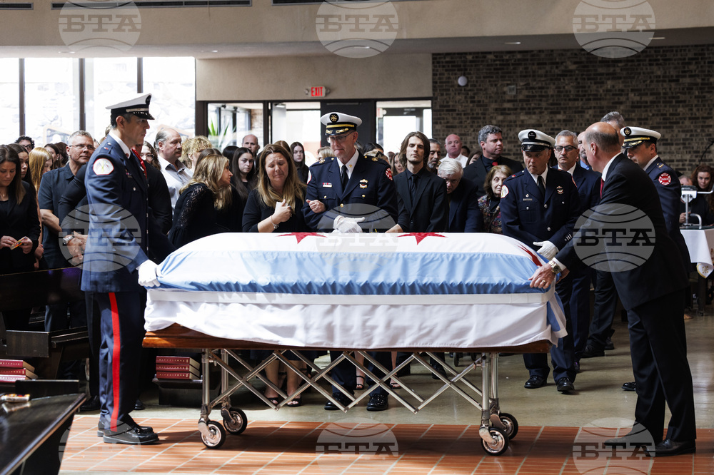 Chicago Firefighter Dies