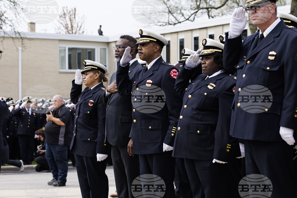 Chicago Firefighter Dies