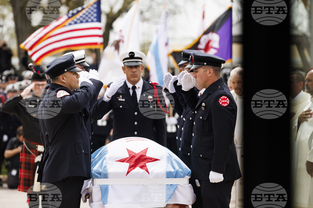 Chicago Firefighter Dies