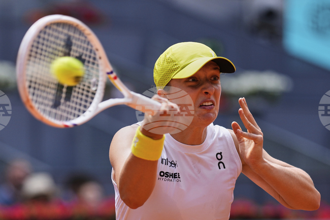 Ига Швьонтек и Коко Гоф се класираха за полуфиналите на турнира по тенис за жени в Мадрид