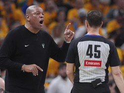 Bucks Pacers Basketball