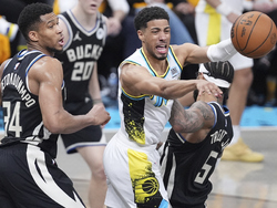 Bucks Pacers Basketball