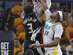 Bucks Pacers Basketball