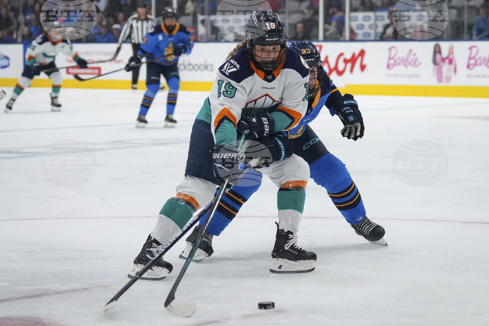 PWHL Sirens Sceptres Hockey