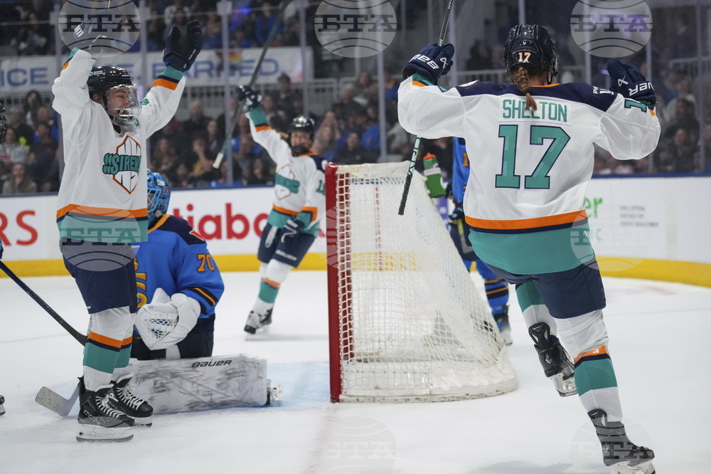 PWHL Sirens Sceptres Hockey
