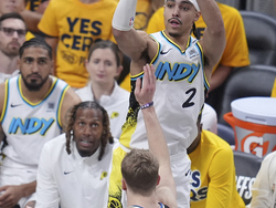 Bucks Pacers Basketball